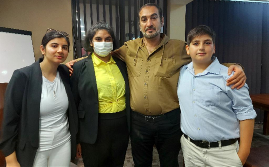 Aiutiamo la famiglia Adday a ricongiungersi con una donazione